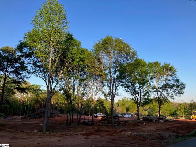 515 Ritchie Road, Fountain Inn, SC 29644