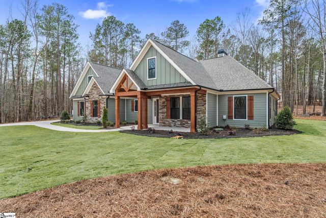 515 Ritchie Road, Fountain Inn, SC 29644
