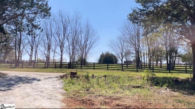515 Ritchie Road, Fountain Inn, SC 29644