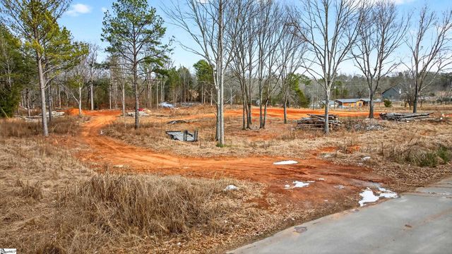515 Ritchie Road, Fountain Inn, SC 29644