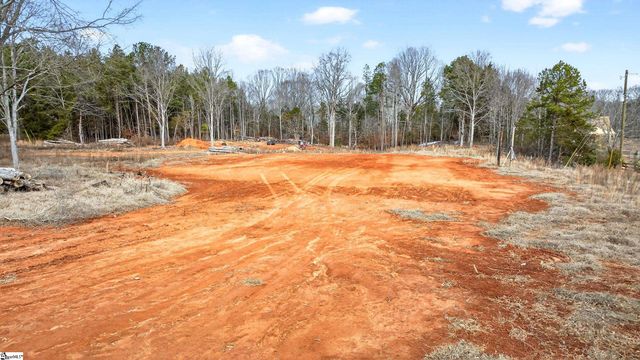 515 Ritchie Road, Fountain Inn, SC 29644