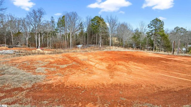 515 Ritchie Road, Fountain Inn, SC 29644