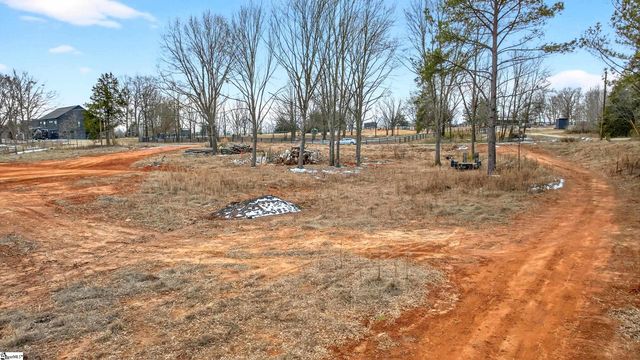 515 Ritchie Road, Fountain Inn, SC 29644