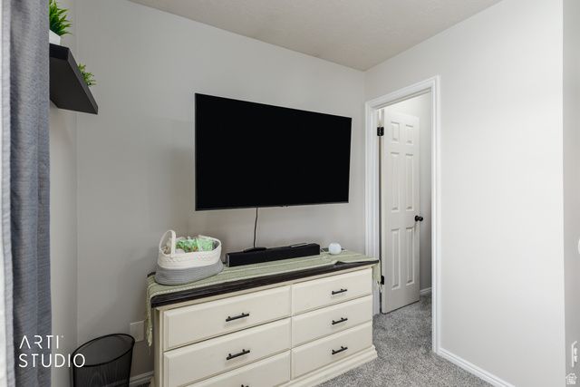 593 W 950 N, Clinton, UT 84015