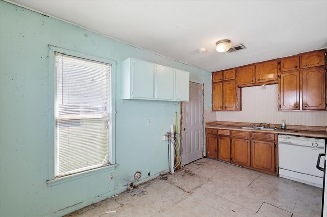 4159 Belmeade Drive, Fort Worth, TX 76115