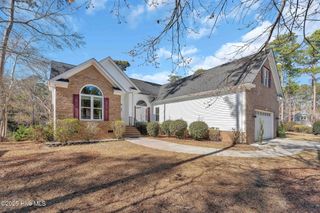 4293 Oak Creek Lane, Southport, NC 28461