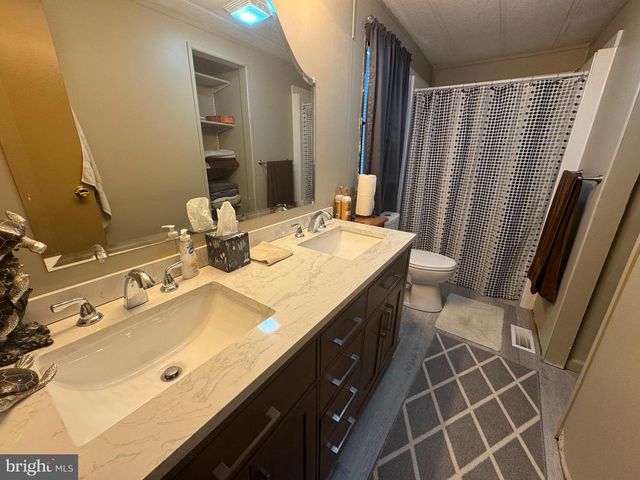 305 SEVEN STARS RD, Gettysburg, PA 17325