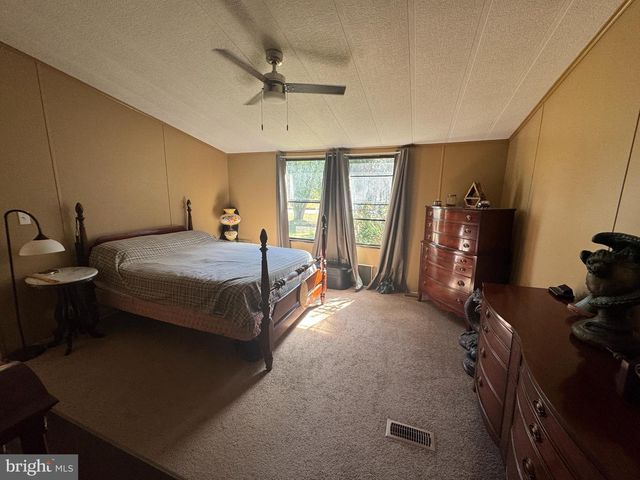 305 SEVEN STARS RD, Gettysburg, PA 17325