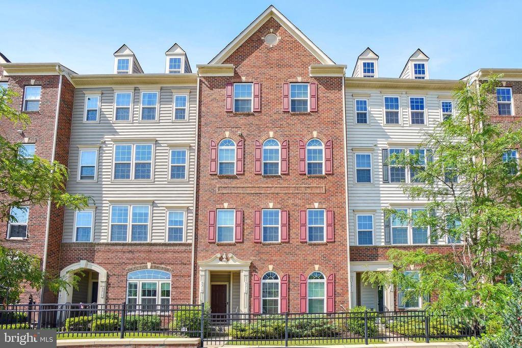 5315 S CENTER DR #304H, Greenbelt, MD 20770
