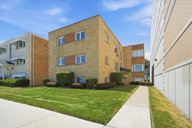 3326 Grove Avenue 6, Berwyn, IL 60402