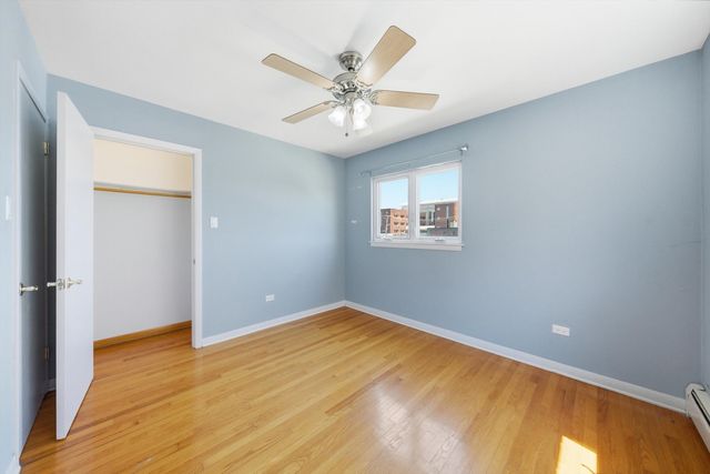 3326 Grove Avenue 6, Berwyn, IL 60402