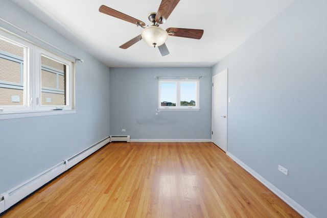 3326 Grove Avenue 6, Berwyn, IL 60402