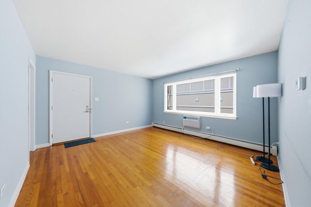 3326 Grove Avenue 6, Berwyn, IL 60402