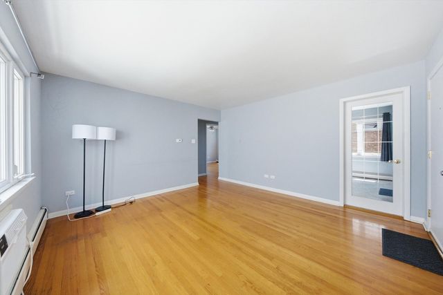 3326 Grove Avenue 6, Berwyn, IL 60402