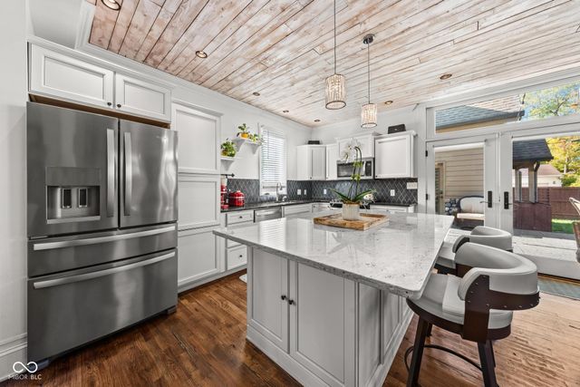 3164 N Washington Boulevard, Indianapolis, IN 46205