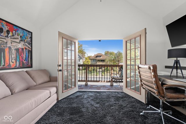 3164 N Washington Boulevard, Indianapolis, IN 46205