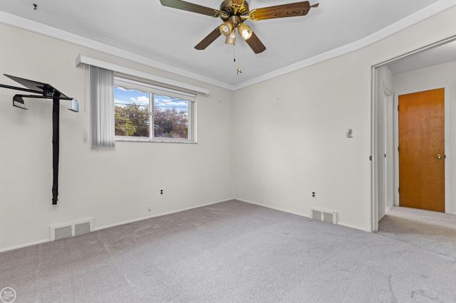 13216 Cromie Drive, Warren, MI 48088