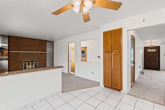 13216 Cromie Drive, Warren, MI 48088