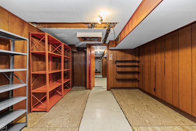 13216 Cromie Drive, Warren, MI 48088