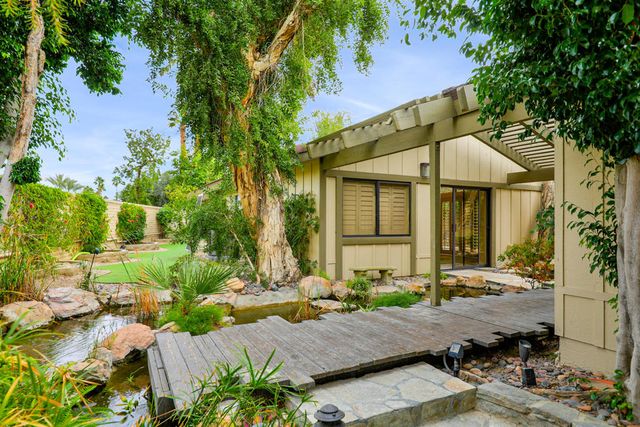 409 Bouquet Canyon Drive, Palm Desert, CA 92211