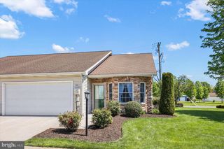 501 PARKVIEW LN #101, Hanover, PA 17331