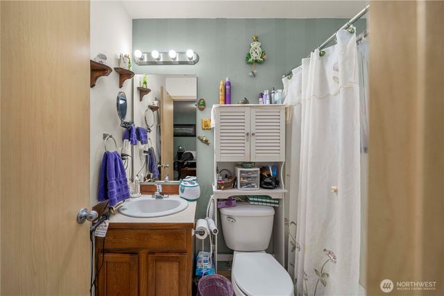 5202 383rd Street E, Eatonville, WA 98328