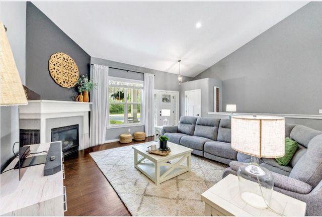 878 MAPLE LEAF TRAIL, Sobieski, WI 54171