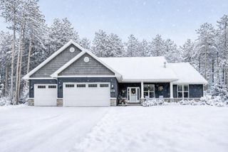878 MAPLE LEAF TRAIL, Sobieski, WI 54171