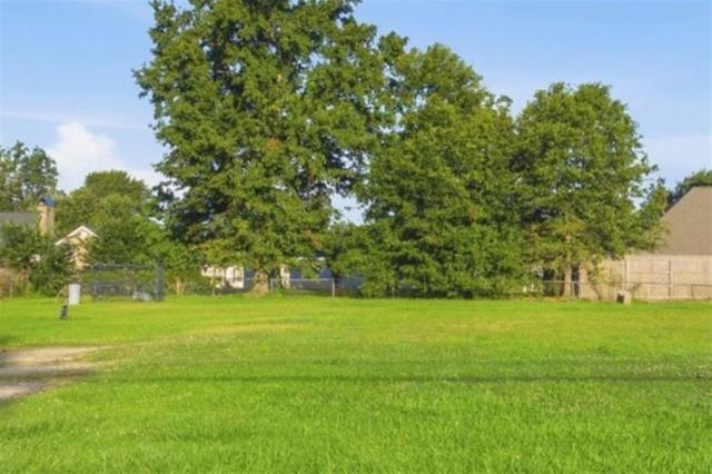2967 Davis Road, Westlake, LA 70669
