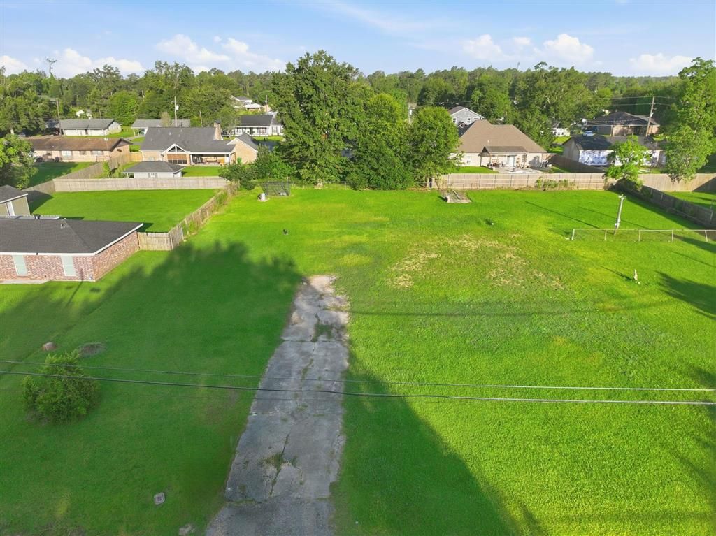 2967 Davis Road, Westlake, LA 70669