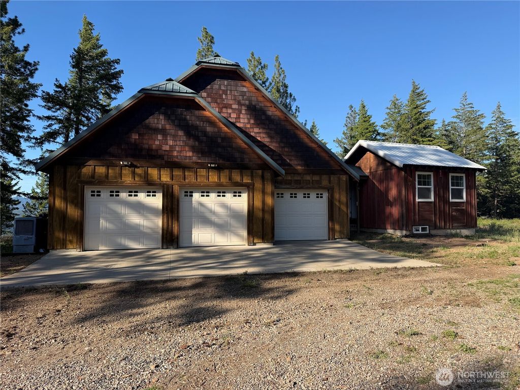 1330 Black Hawk Drive, Cle Elum, WA 98922