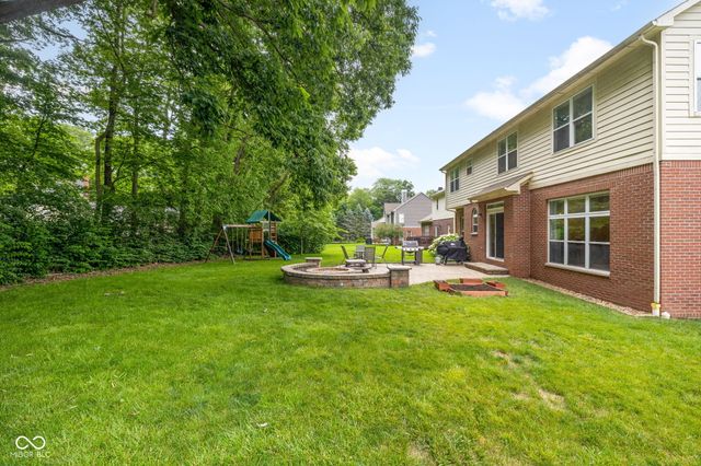 1268 Sullivans Ridge, Zionsville, IN 46077