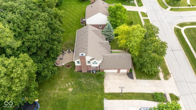 1268 Sullivans Ridge, Zionsville, IN 46077