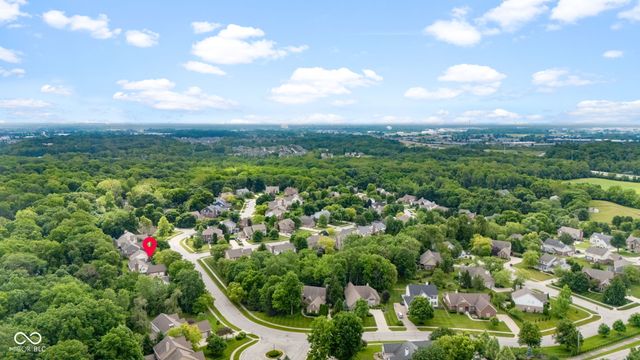 1268 Sullivans Ridge, Zionsville, IN 46077