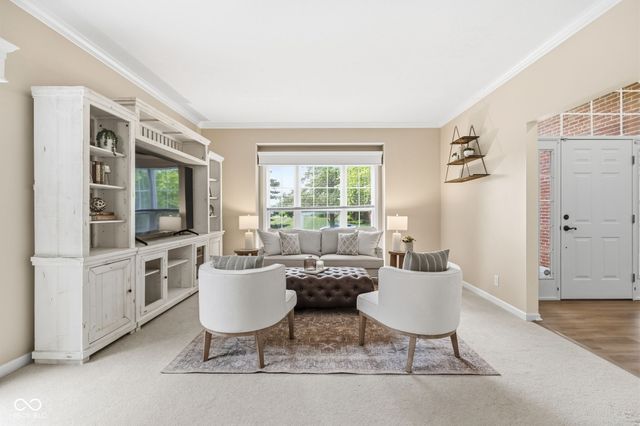 1268 Sullivans Ridge, Zionsville, IN 46077