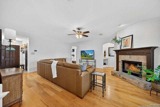 51 Edgecreek, San Antonio, TX 78254