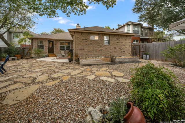 51 Edgecreek, San Antonio, TX 78254