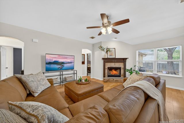 51 Edgecreek, San Antonio, TX 78254