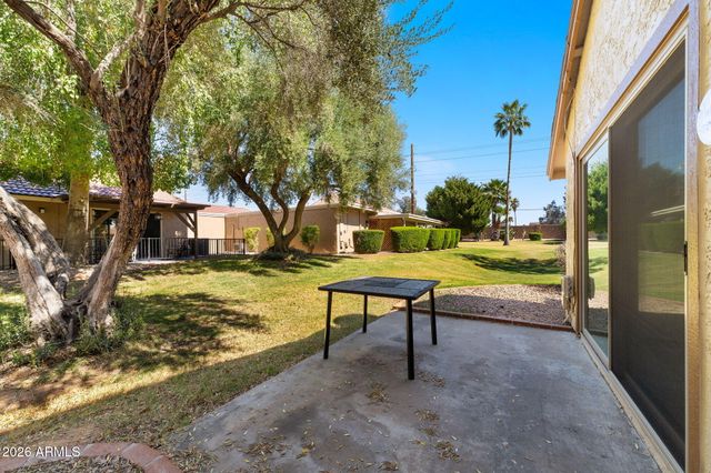 56 LEISURE WORLD --, Mesa, AZ 85206