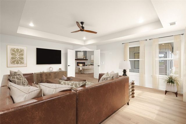 1215 John Renfroe Road, Pea Ridge, AR 72751