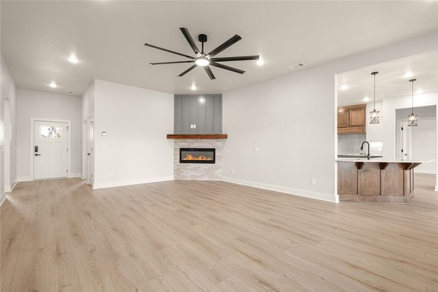 1215 John Renfroe Road, Pea Ridge, AR 72751