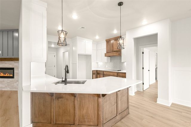 1215 John Renfroe Road, Pea Ridge, AR 72751