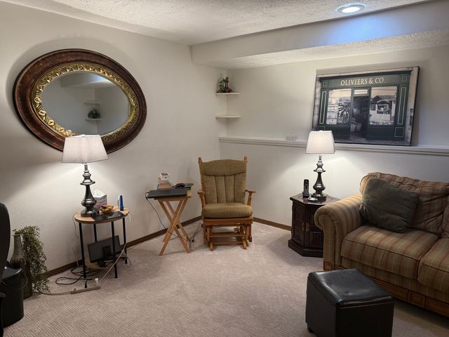 2822 Norway Pine Road, Rockford, IL 61109