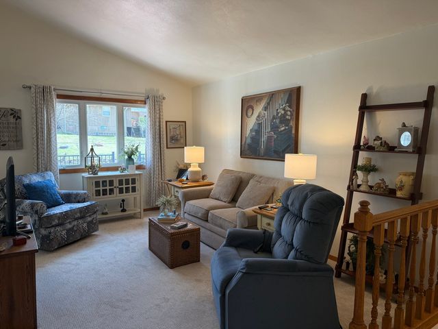 2822 Norway Pine Road, Rockford, IL 61109