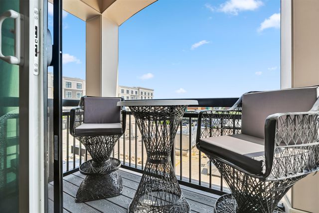 18 Artisan Dr Unit 308, Salem, NH 03079