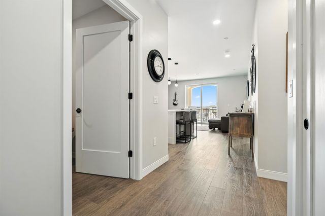 18 Artisan Dr Unit 308, Salem, NH 03079