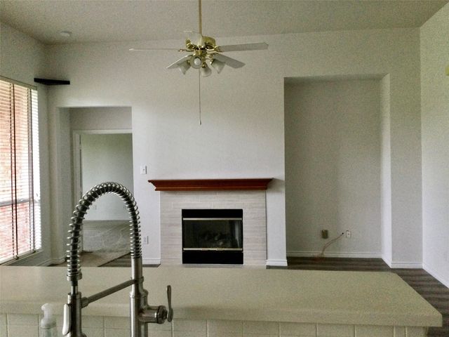 9814 Glenshee Drive, Rowlett, TX 75089