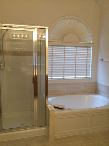 9814 Glenshee Drive, Rowlett, TX 75089