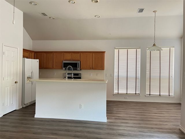 9814 Glenshee Drive, Rowlett, TX 75089