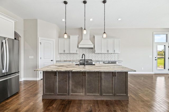 28516 Blue Crane COURT, Waterford, WI 53185